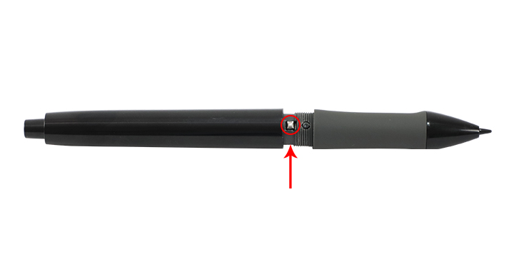 Unscrew the nib top of GAOMON stylus ArtPaint 10 for S56K tablet.